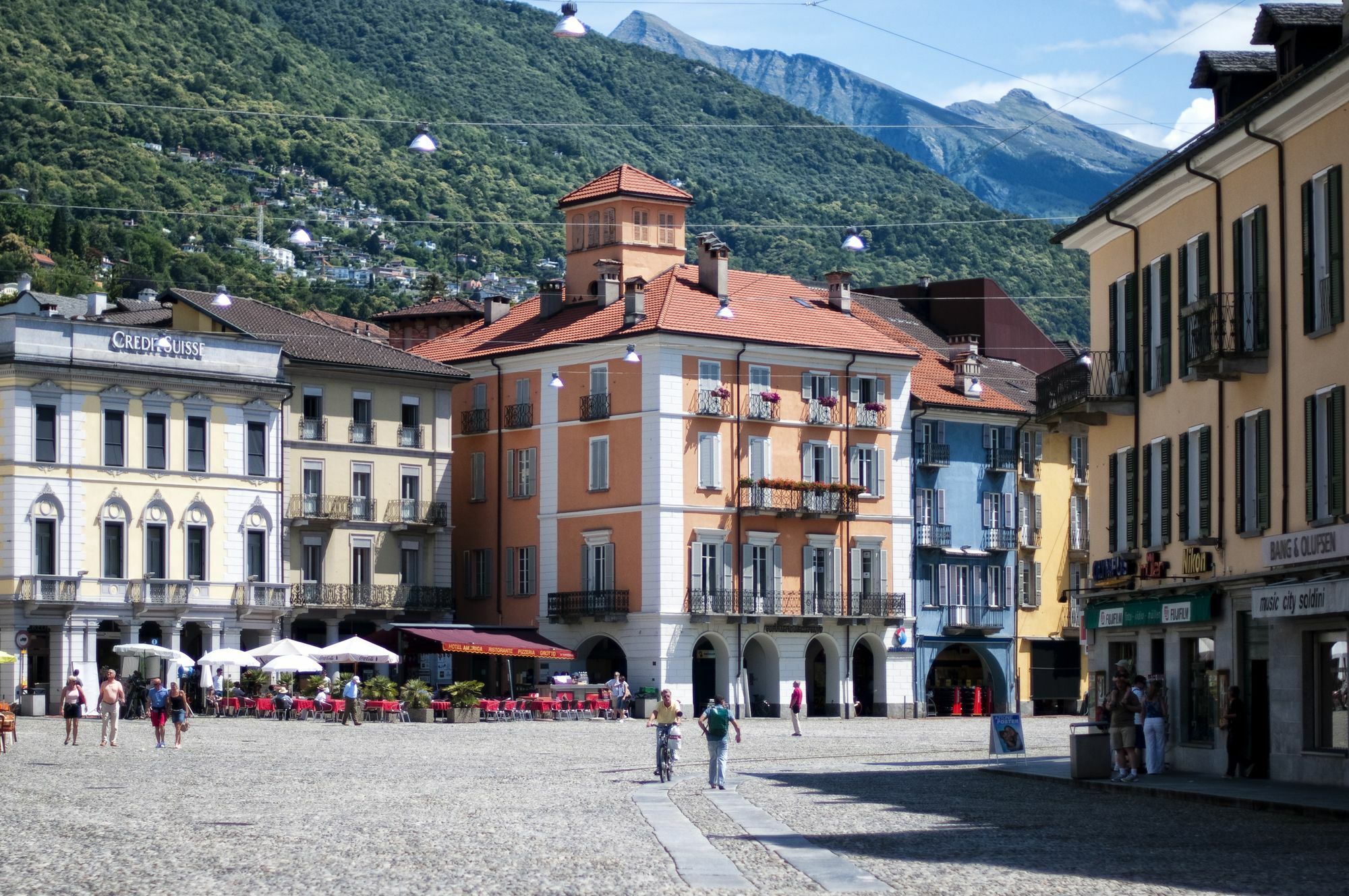 Easyrooms Dell'Angelo Локарно Экстерьер фото